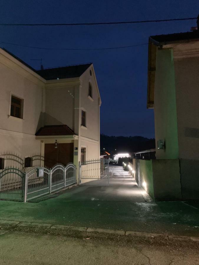 Hotel Vinarija Zlatar Exterior foto